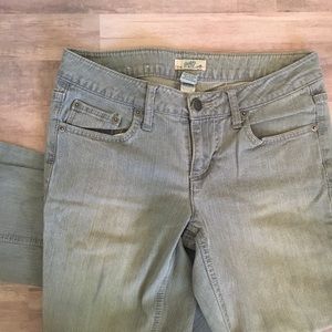 Size 5 Gray Skinny Jeans Juniors Grey jeans